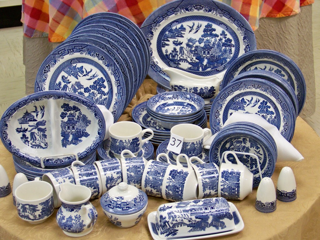 Blue Willow Dish set from England