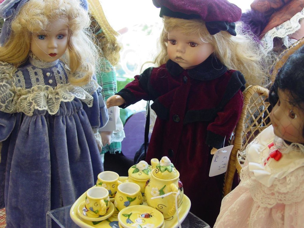 elsa doll tea party